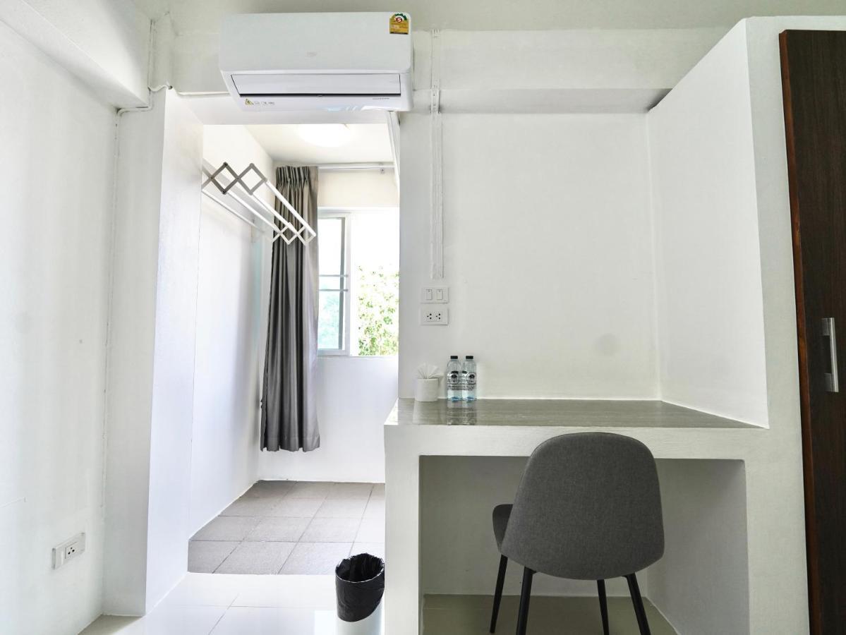 Roomquest Suvarnabhumi Ladkrabang 42 Банкок Екстериор снимка